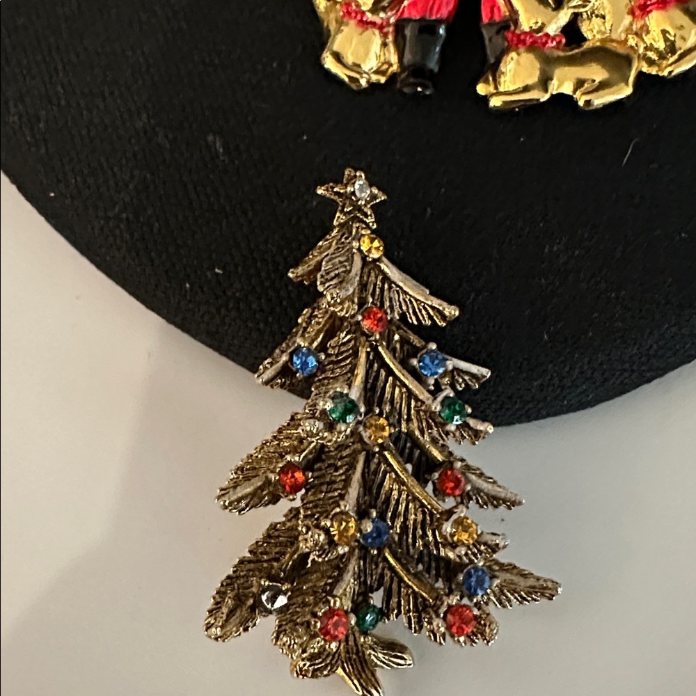 Vintage ART Christmas Tree